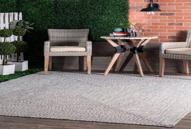 What are the different styles for outdoor carpets